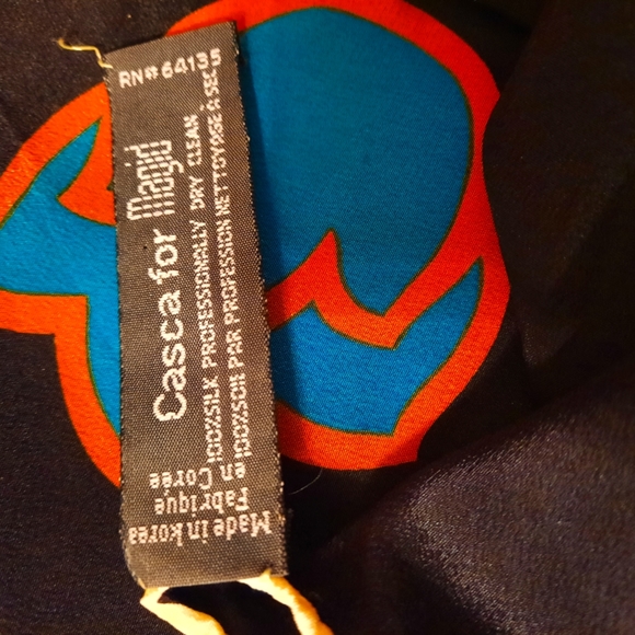 Korean women silk scarf 33/33 inch , $50 - Picture 4 of 4